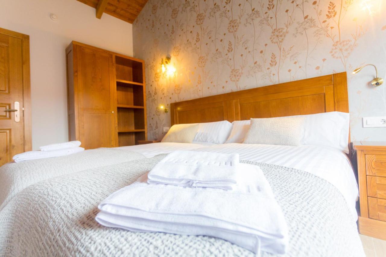 Casa Da Ponte De Penas Hotell Melide Eksteriør bilde